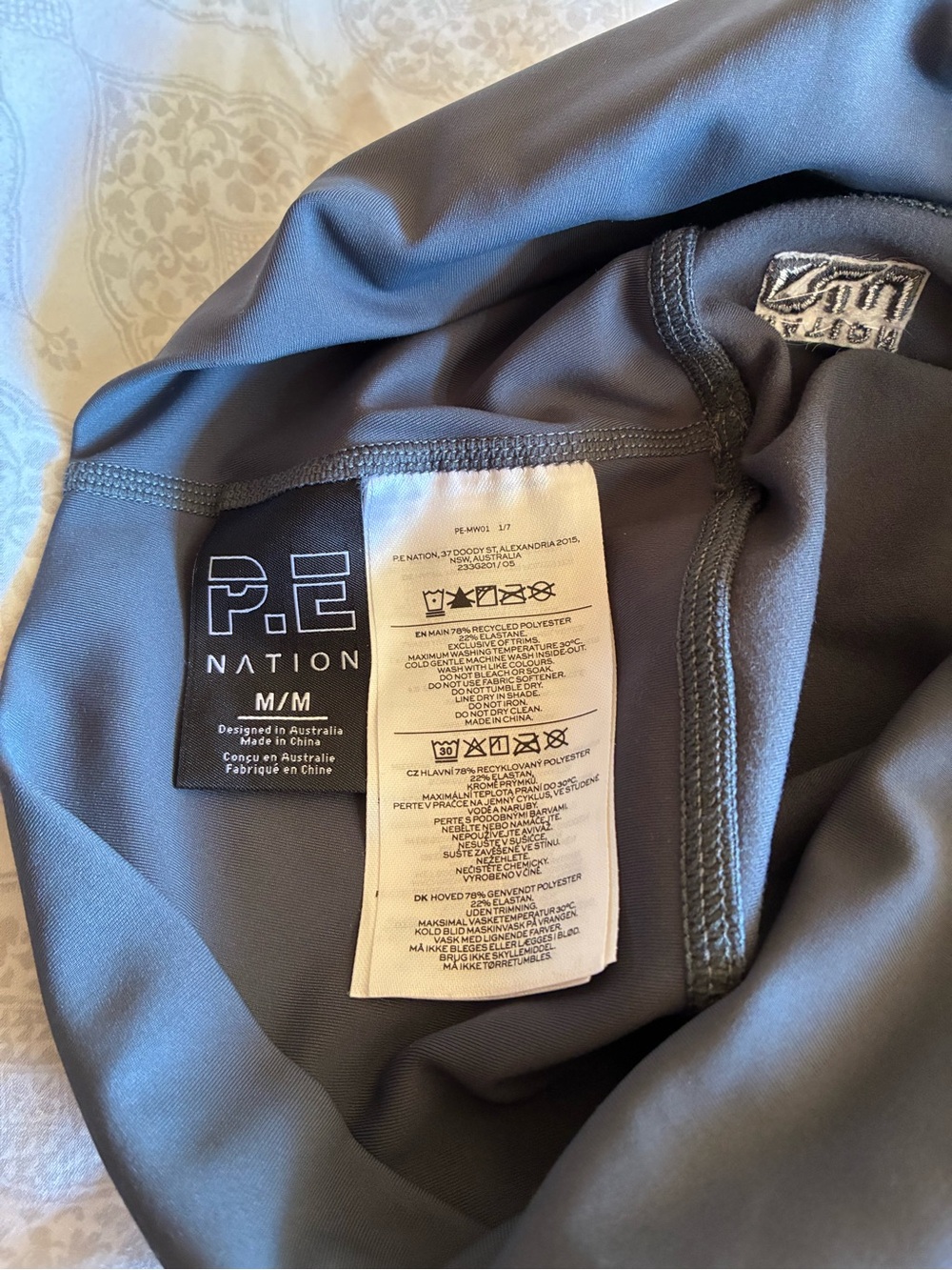 P.E. NATION RECALIBRATE LEGGINGS
Size Medium - Picture 8 of 8